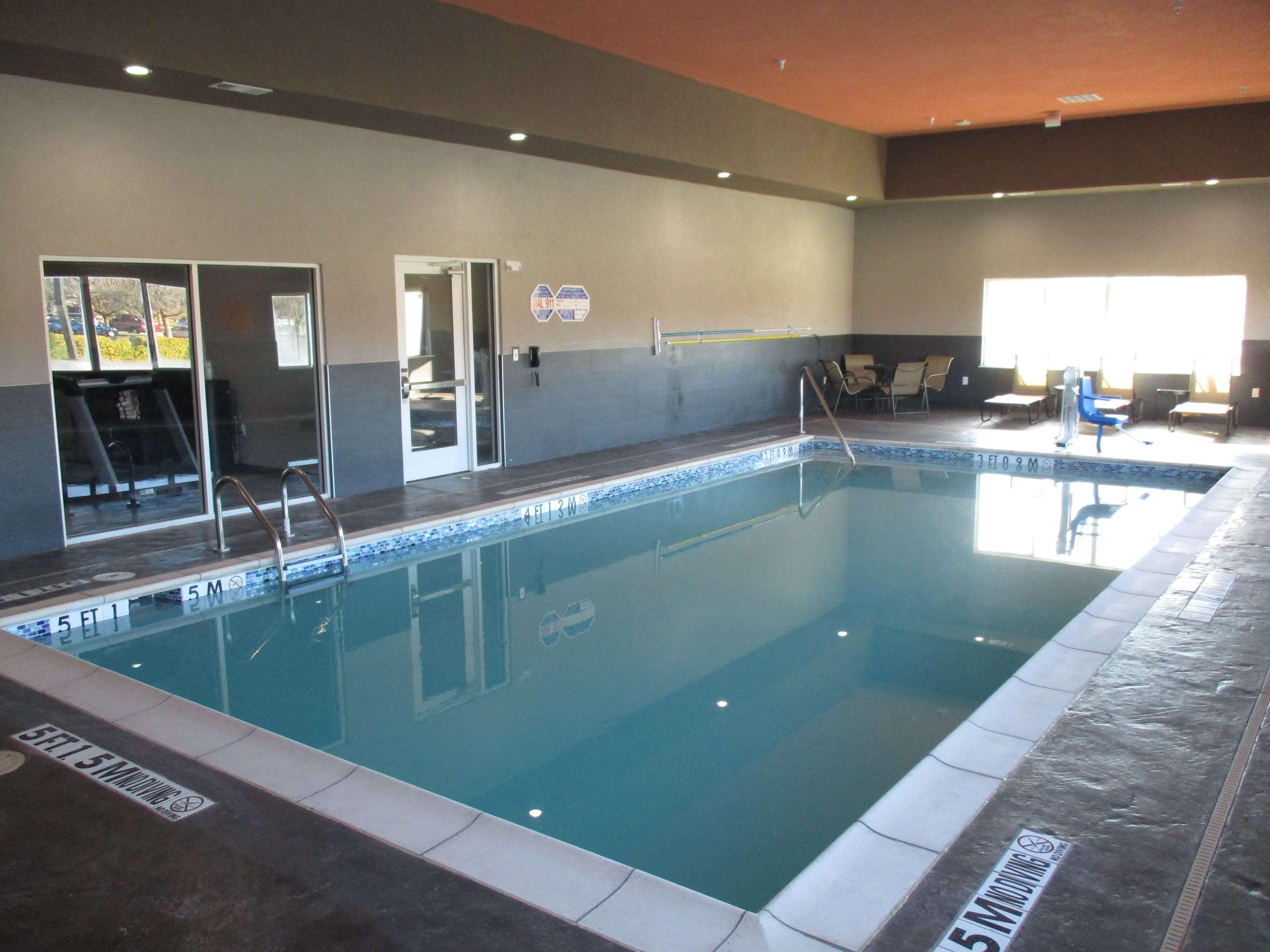 Best Western Plus Coweta'S 1St Hotel Luaran gambar