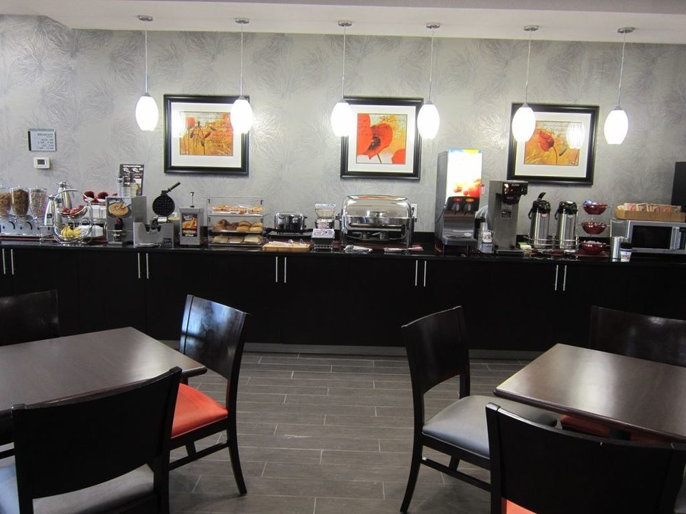 Best Western Plus Coweta'S 1St Hotel Restoran gambar