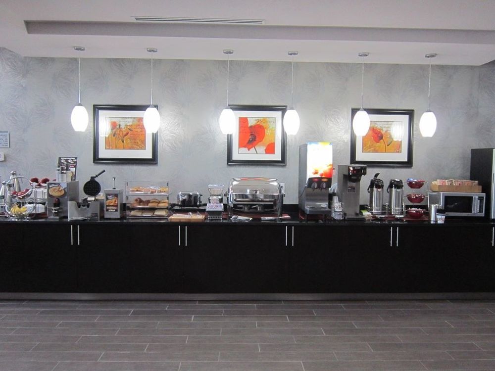Best Western Plus Coweta'S 1St Hotel Restoran gambar