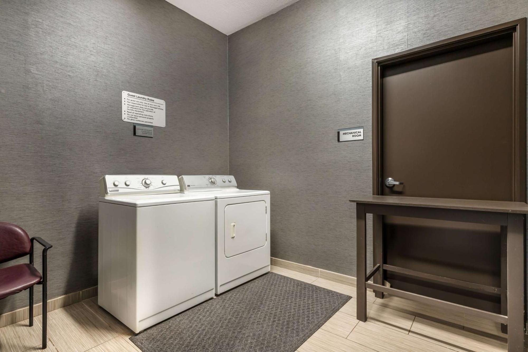 Best Western Plus Coweta'S 1St Hotel Luaran gambar